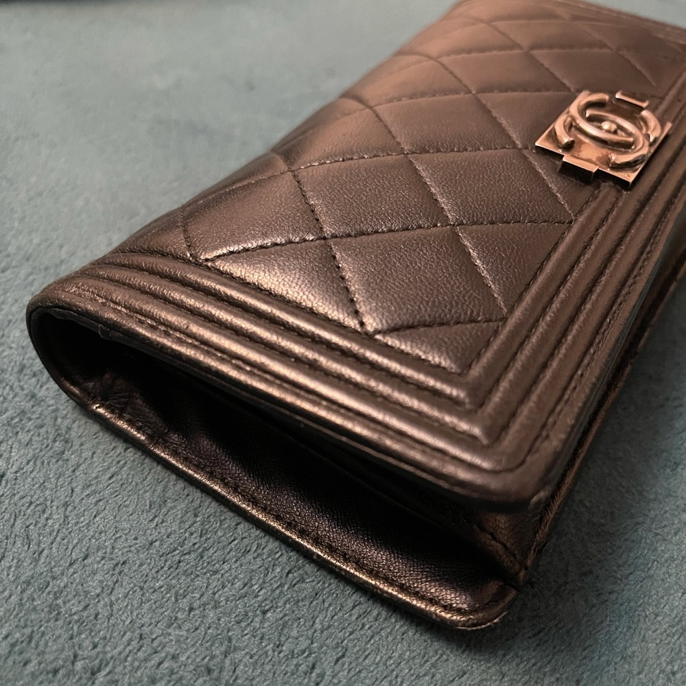 Boy Wallet Chanel